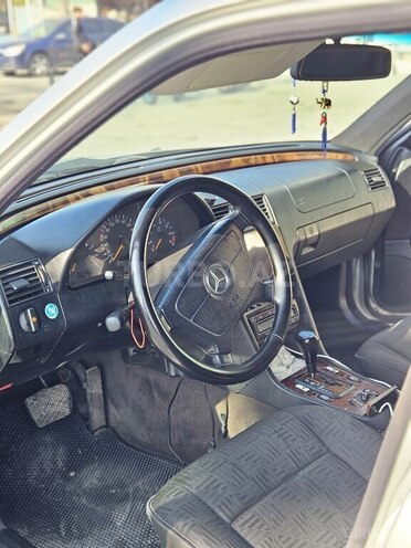 Mercedes C 200 2000, 586,000 km - 2.0 л - Qəbələ