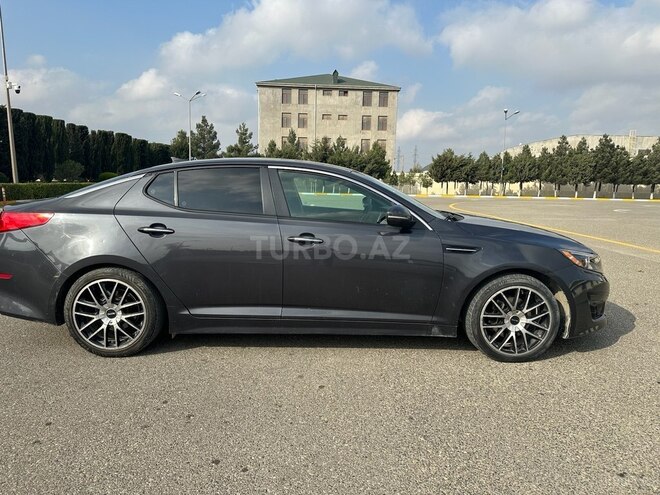 Kia Optima-4