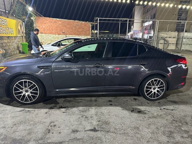 Kia Optima-12