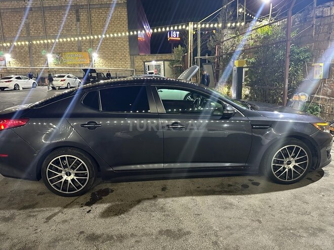Kia Optima-16