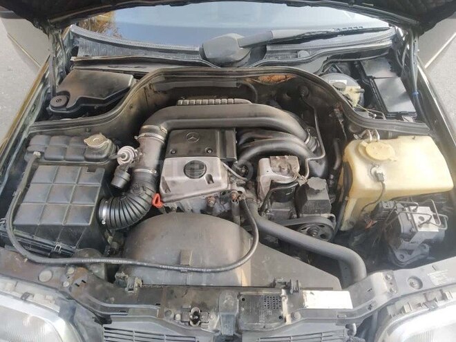 Mercedes C 220 d 1998, 327,000 km - 2.2 l - Mingəçevir