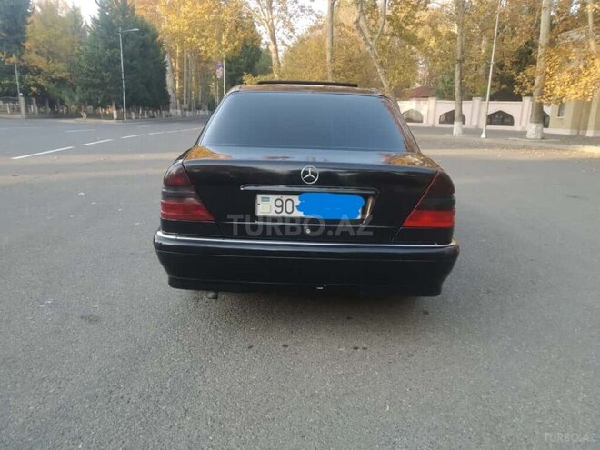 Mercedes C 220 d 1998, 327,000 km - 2.2 l - Mingəçevir