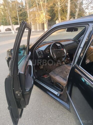 Mercedes C 220 d 1998, 327,000 km - 2.2 l - Mingəçevir