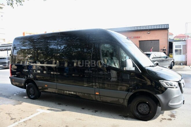 Mercedes Sprinter 318-9
