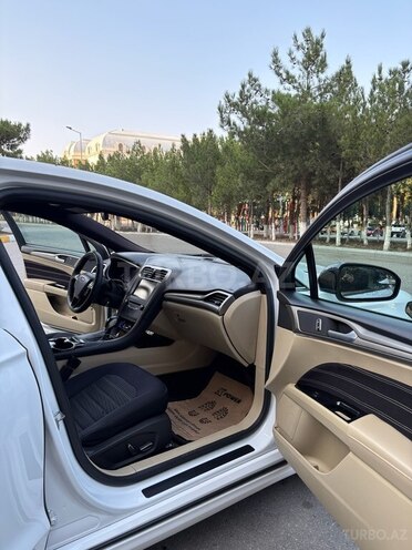 Ford Fusion (North America) 2013, 228,000 km - 2.5 l - Sumqayıt