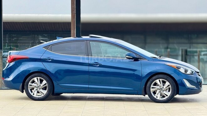 Hyundai Elantra 2015, 209,215 km - 1.8 л - Bakı