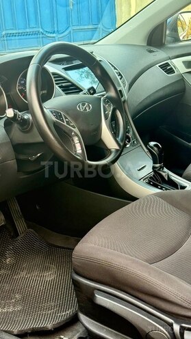 Hyundai Elantra 2015, 209,215 km - 1.8 л - Bakı