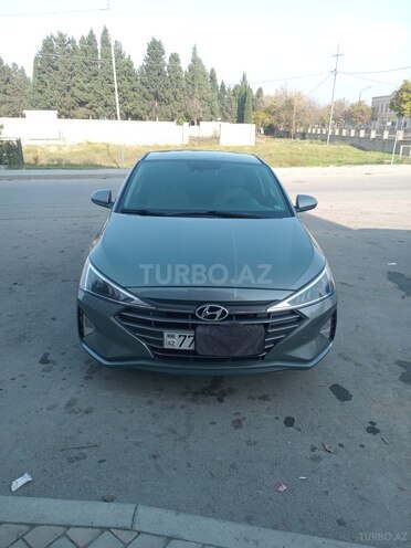 Hyundai Elantra 2018, 193,121 km - 2.0 l - Şabran