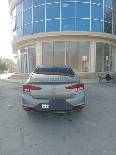 Hyundai Elantra 2018, 193,121 km - 2.0 l - Şabran