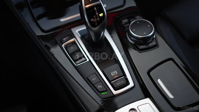 BMW 528 2015, 190,000 km - 2.0 l - Bakı