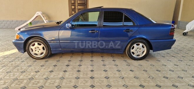 Mercedes C 180 2000, 350,000 km - 1.8 л - Ağdaş