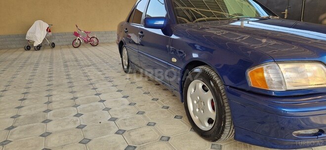 Mercedes C 180 2000, 350,000 km - 1.8 л - Ağdaş