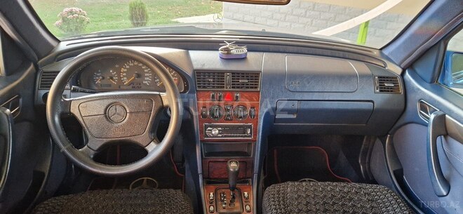 Mercedes C 180 2000, 350,000 km - 1.8 л - Ağdaş