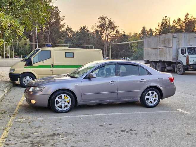 Hyundai Sonata 2007, 386,000 km - 2.0 l - Şirvan