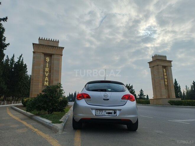 Opel Astra 2011, 300,103 km - 1.3 l - Şirvan