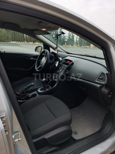 Opel Astra 2011, 300,103 km - 1.3 l - Şirvan