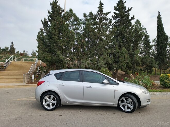 Opel Astra 2011, 300,103 km - 1.3 l - Şirvan