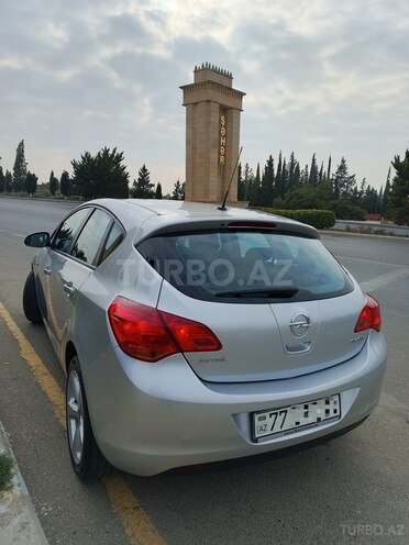 Opel Astra 2011, 300,103 km - 1.3 l - Şirvan