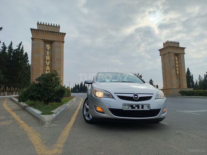 Opel Astra 2011, 300,103 km - 1.3 l - Şirvan