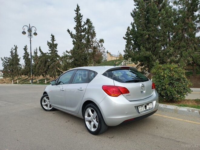 Opel Astra 2011, 300,103 km - 1.3 l - Şirvan