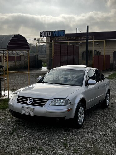 Volkswagen Passat 2004, 245,000 km - 1.8 l - Xaçmaz