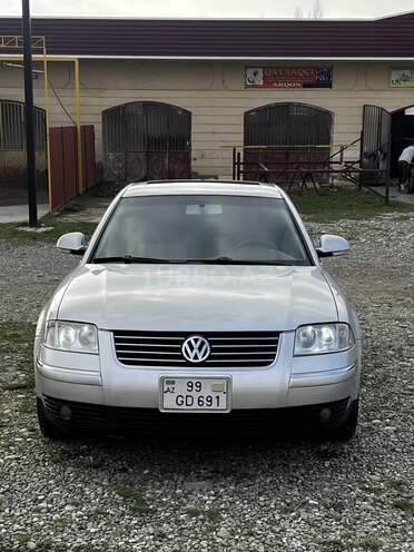 Volkswagen Passat 2004, 245,000 km - 1.8 l - Xaçmaz
