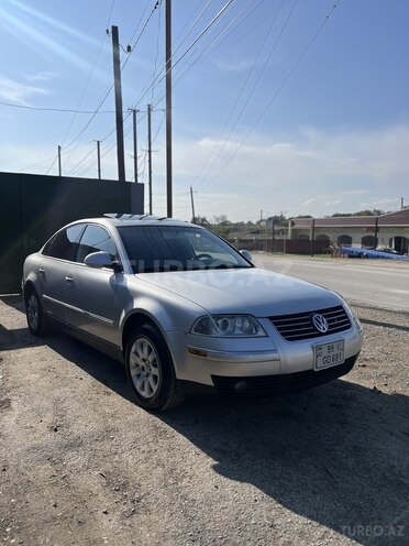 Volkswagen Passat 2004, 245,000 km - 1.8 l - Xaçmaz