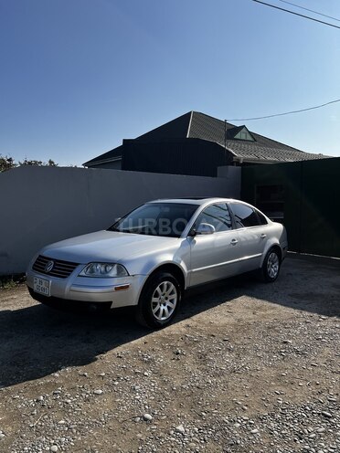 Volkswagen Passat 2004, 245,000 km - 1.8 l - Xaçmaz