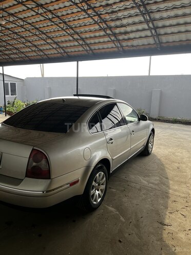 Volkswagen Passat 2004, 245,000 km - 1.8 l - Xaçmaz