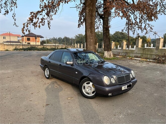 Mercedes E 230 1997, 380,000 km - 2.3 l - Masallı