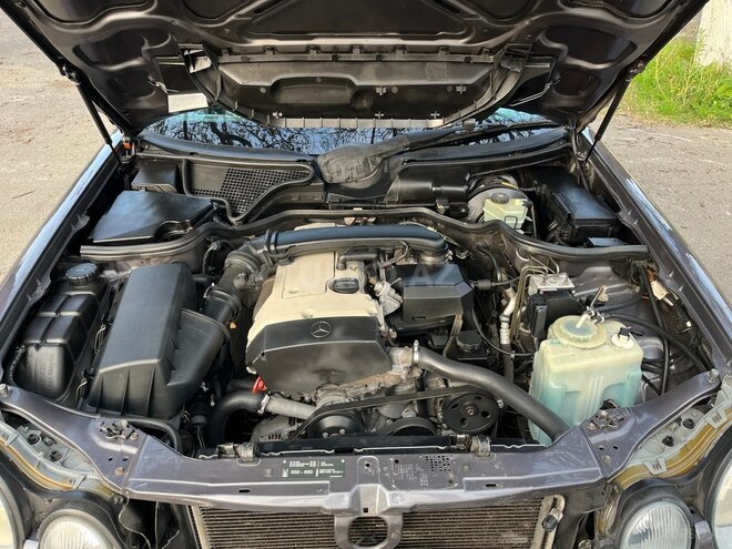 Mercedes E 230 1997, 380,000 km - 2.3 l - Masallı