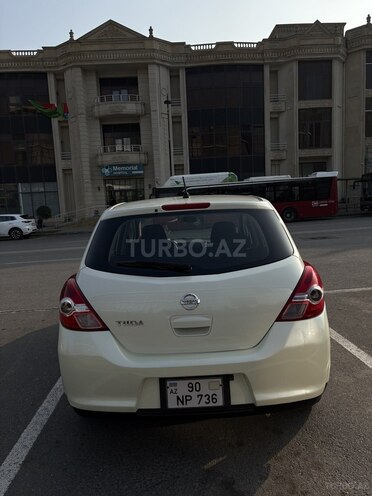 Nissan Tiida 2008, 221,327 km - 1.6 л - Bakı