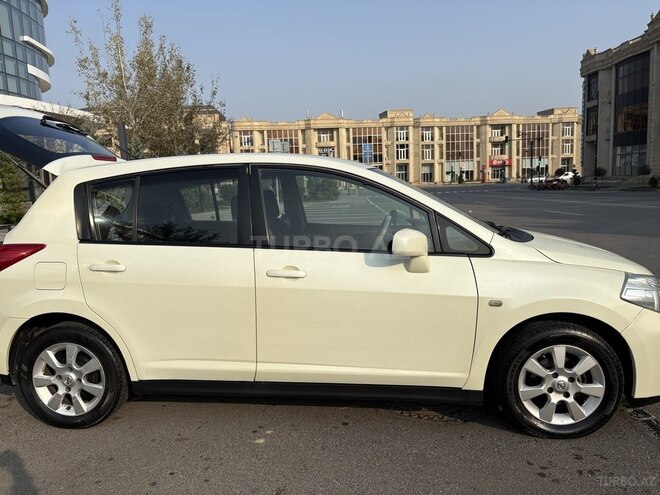 Nissan Tiida 2008, 221,327 km - 1.6 л - Bakı