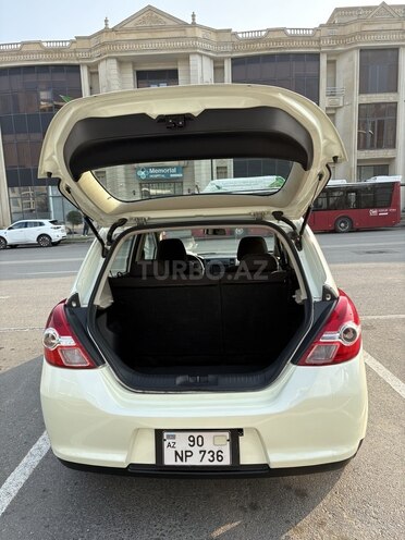 Nissan Tiida 2008, 221,327 km - 1.6 л - Bakı