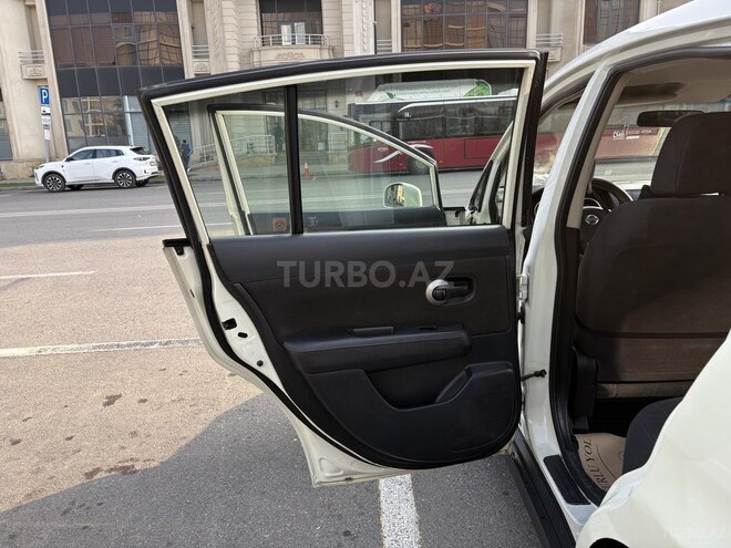 Nissan Tiida 2008, 221,327 km - 1.6 л - Bakı