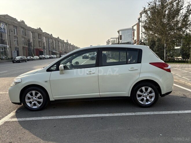 Nissan Tiida 2008, 221,327 km - 1.6 л - Bakı