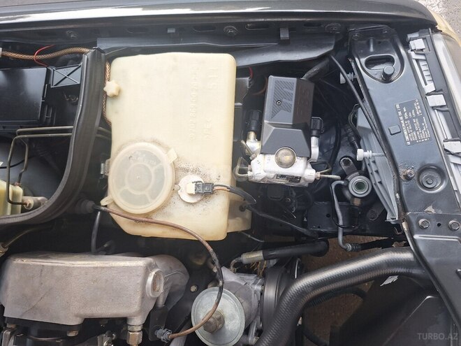 Mercedes C 200 1995, 452,000 km - 2.0 л - Bakı