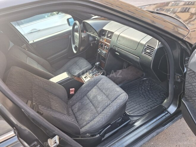Mercedes C 200 1995, 452,000 km - 2.0 л - Bakı