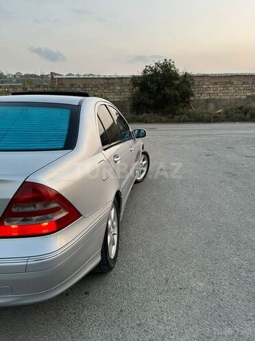 Mercedes C 200 2001, 356,000 km - 2.0 l - Bakı