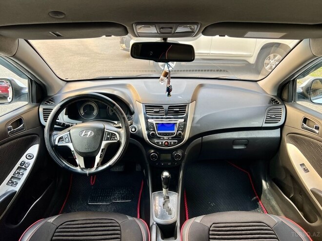 Hyundai Accent 2012, 218,000 km - 1.6 l - Bakı