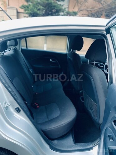 Kia Rio 2016, 130,708 km - 1.6 l - Bakı