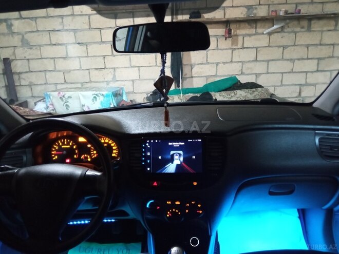Kia Rio 2009, 222,145 km - 1.4 l - Şəki