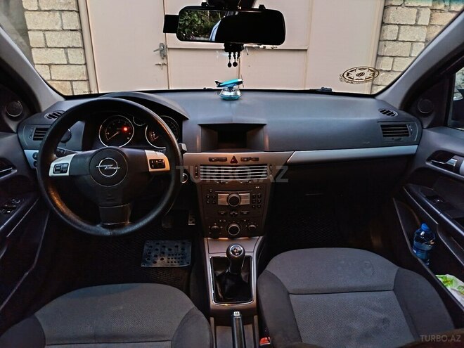 Opel Astra 2006, 337,000 km - 1.4 l - Ağcabədi