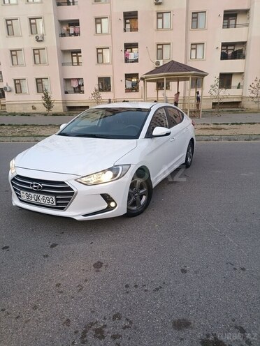 Hyundai Avante 2016, 132,000 km - 1.6 l - Bakı