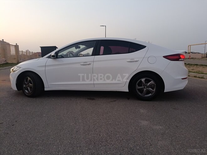 Hyundai Avante 2016, 132,000 km - 1.6 l - Bakı