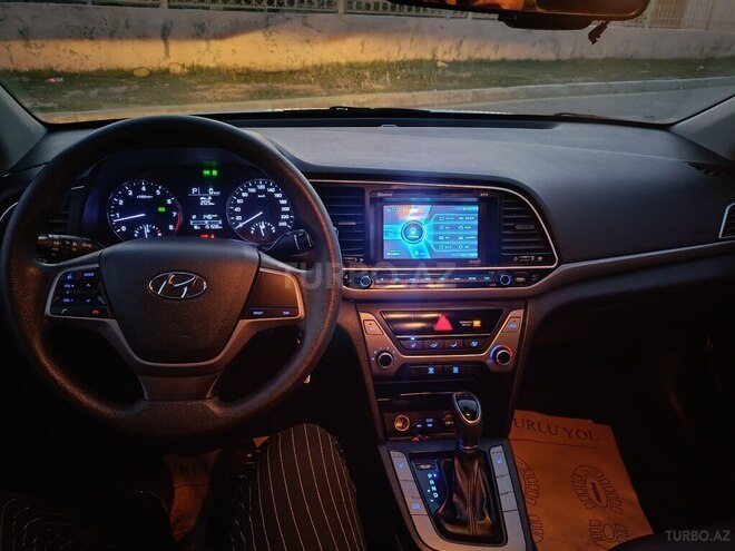 Hyundai Avante 2016, 132,000 km - 1.6 l - Bakı