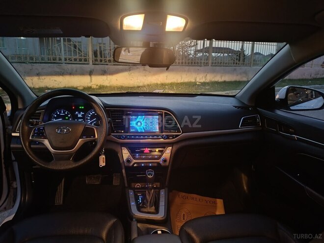 Hyundai Avante 2016, 132,000 km - 1.6 l - Bakı