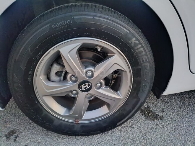 Hyundai Avante 2016, 132,000 km - 1.6 l - Bakı