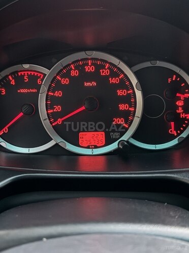 Mitsubishi L200 2014, 275,735 km - 2.5 l - Bakı