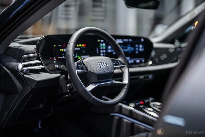 Audi A6-11